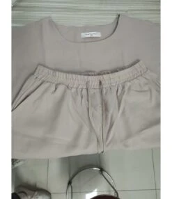 2 Pieces Plus Size Raglan Sleeve Tee Match Crop Pants Set -NIKA Clothing Shop 200901147 9 1