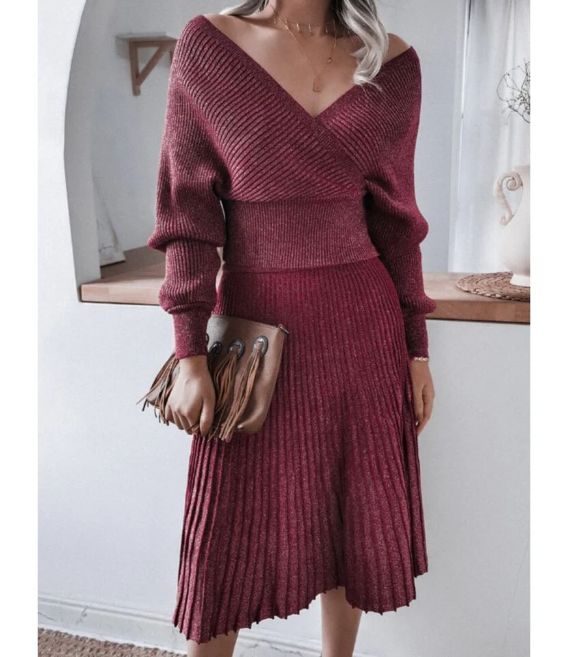 2-piece Glitter Knitted Set V Neck Sweater + Pleated Skirt 7 2-piece Glitter Knitted Set V Neck Sweater + Pleated Skirt - Image 5
